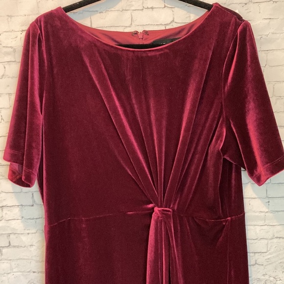 Lane Bryant Burgundy Velvet MIDI Front Slit Dress Size 18/20 Event Holiday Party - Picture 3 of 16